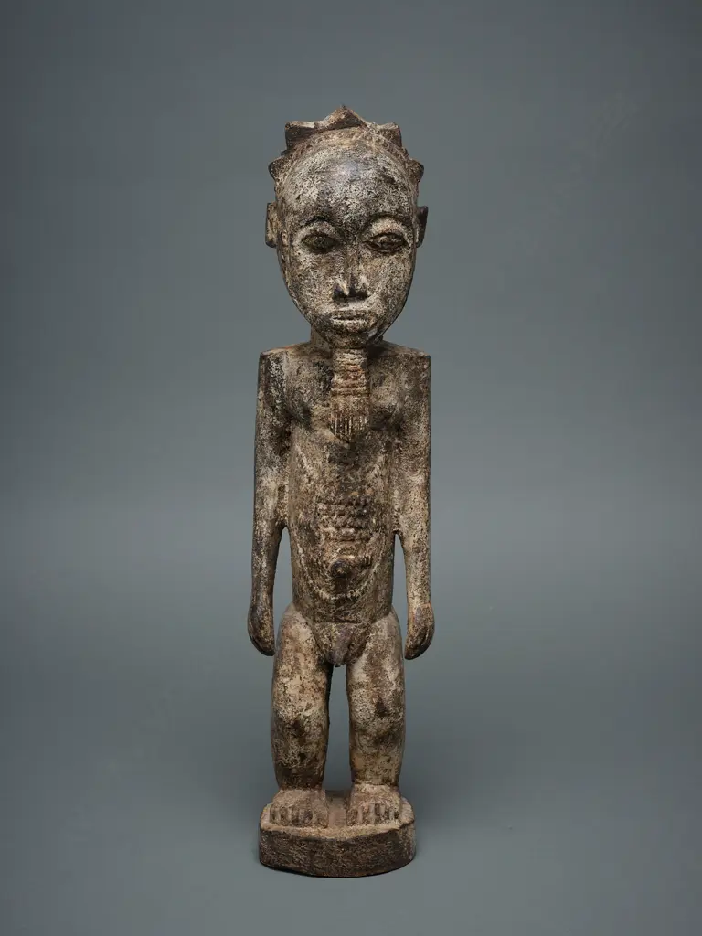 A Baule wooden male figure - Ivory Coast - Africa, Image 1++
